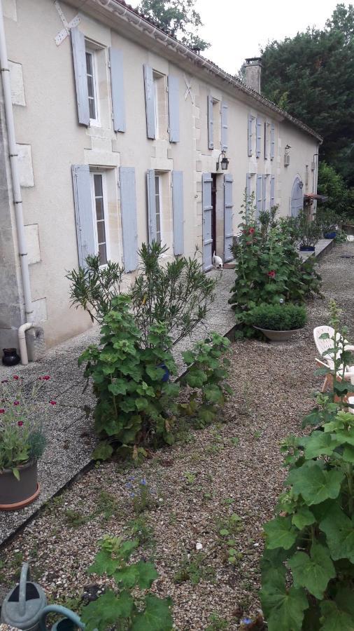 Chambre De Caractere Celles  Exterior photo